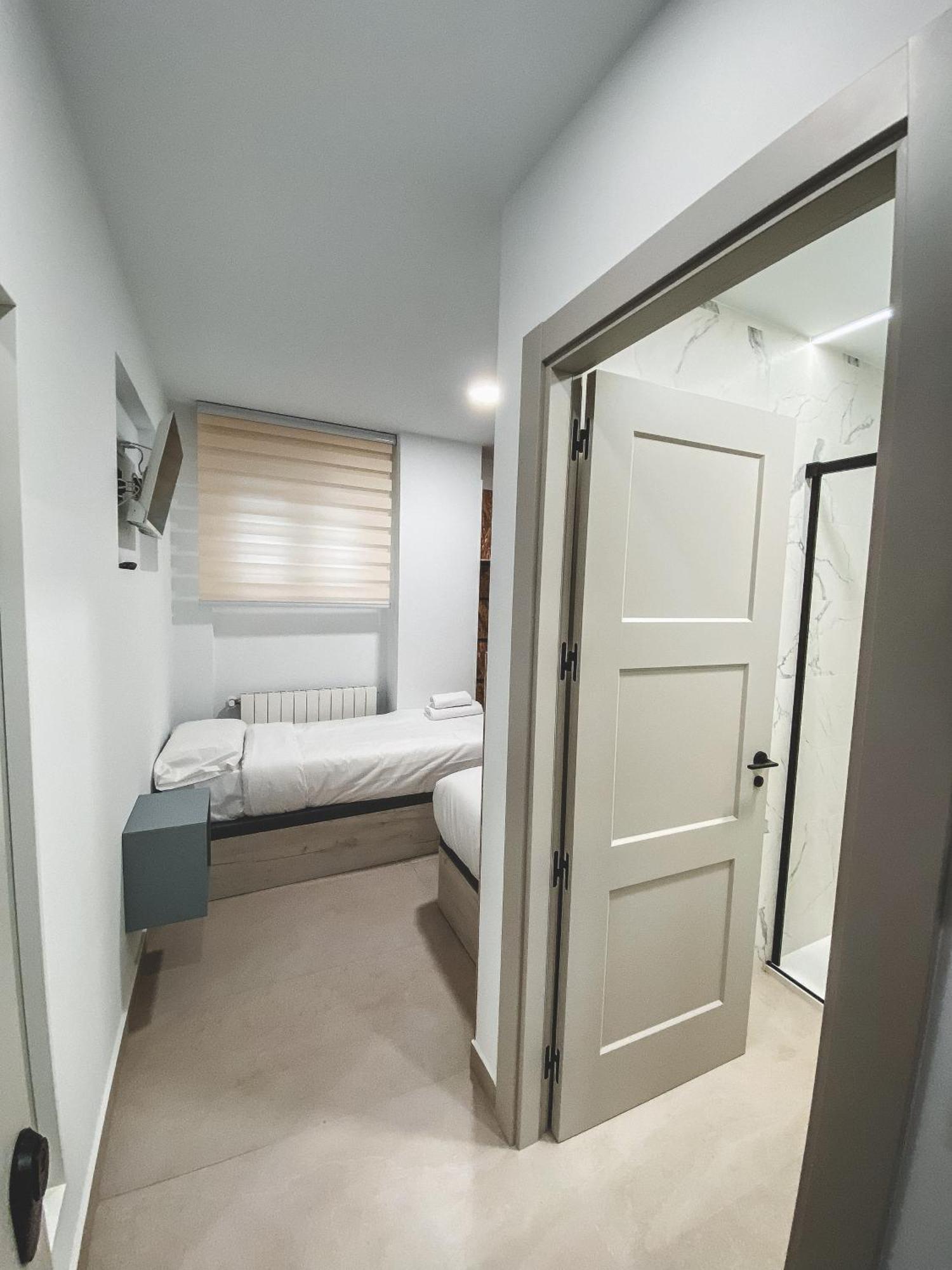 Casa San Juan - Habitaciones Privadas ログローニョ エクステリア 写真